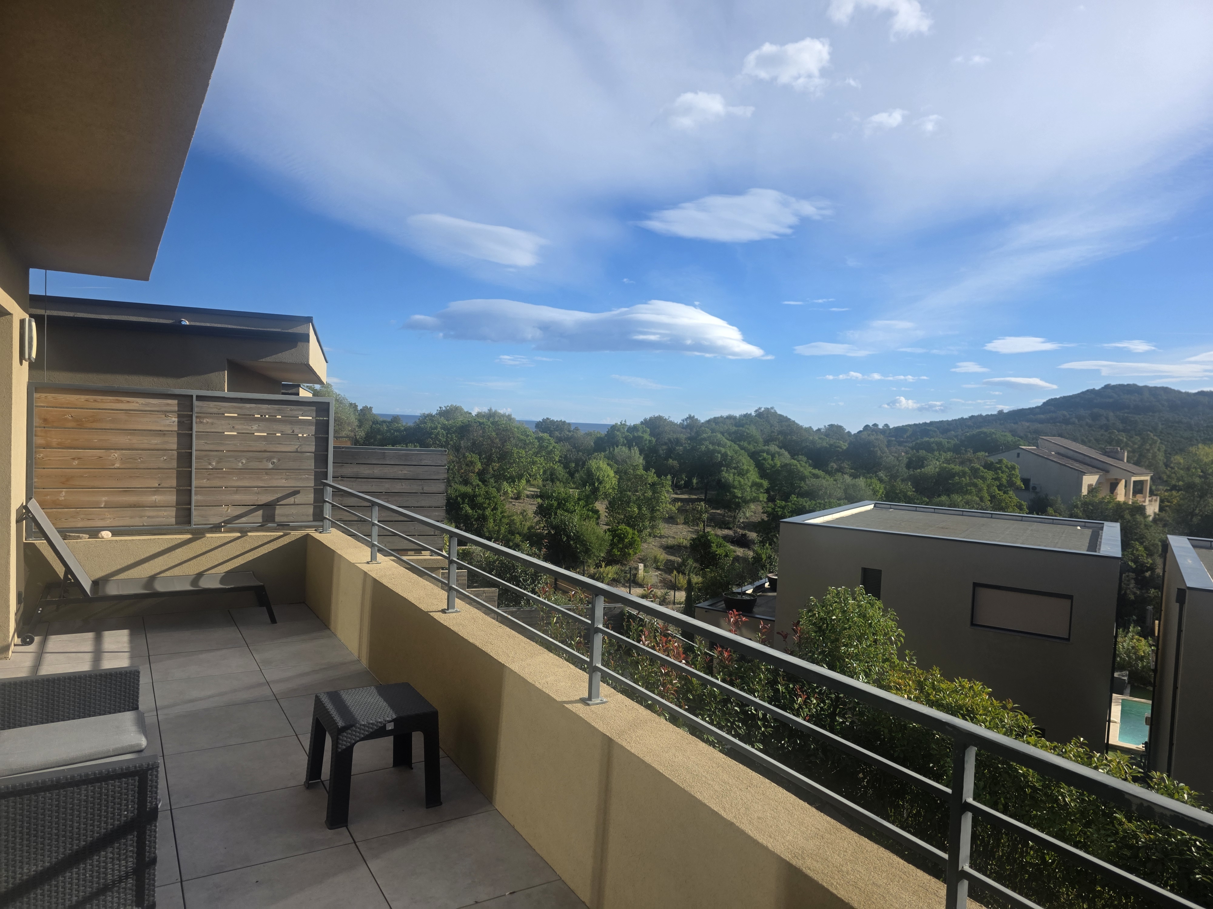 Balcone con vista mare sul golfo di Favone